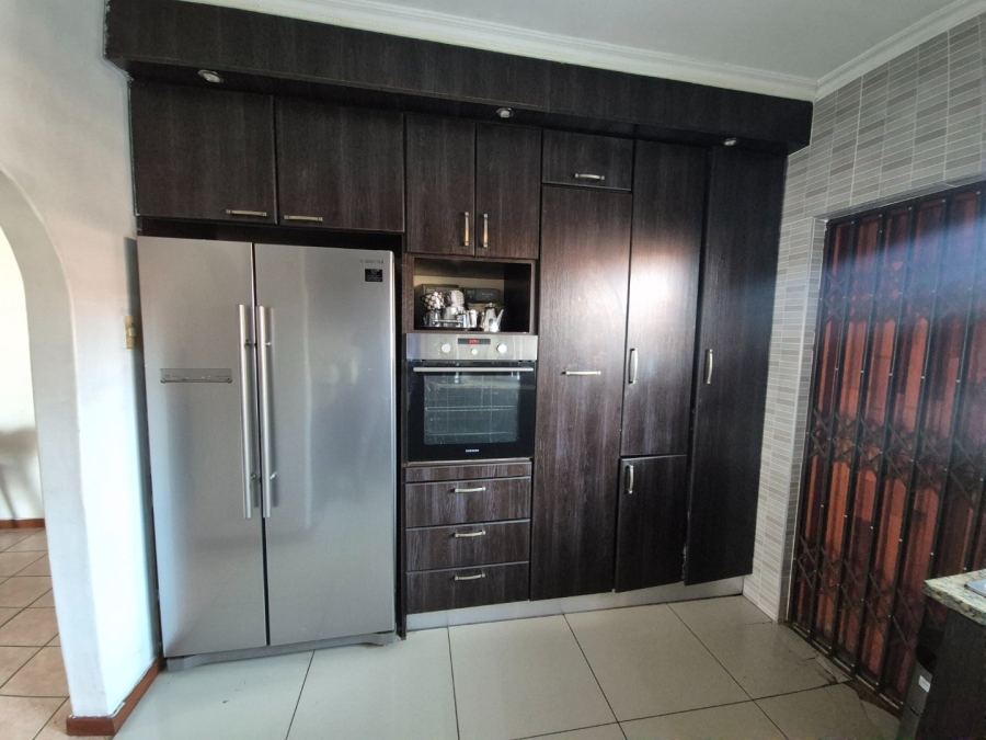 4 Bedroom Property for Sale in Kwamagxaki Eastern Cape